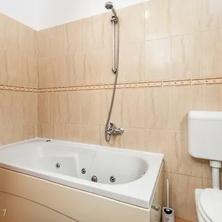Apartament Rumac